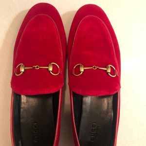 Gucci Red Velvet Loafer size 38